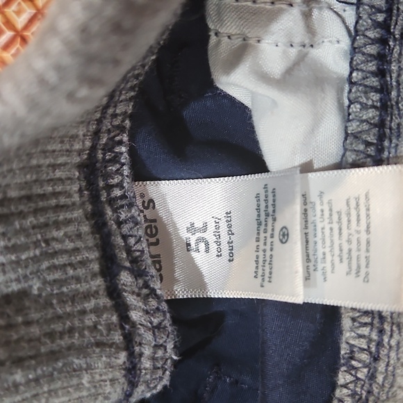 EUC. Carter's Gray and Navy 5T Toddler ⭐️ 🩳 - Picture 4 of 5